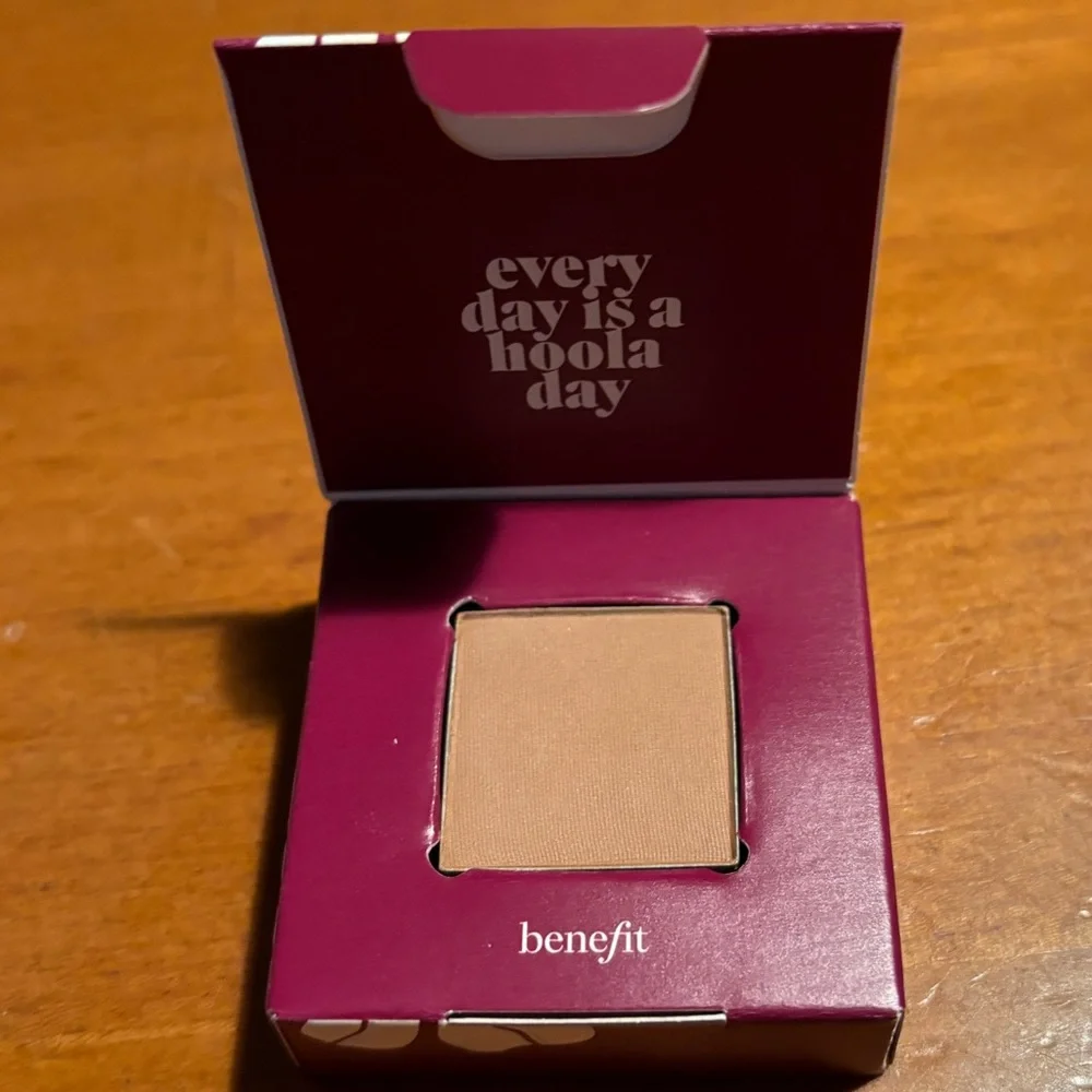 Benefit HOOLA Original Powder Bronzer